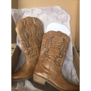 Coconuts Gaucho Cowboy Boots